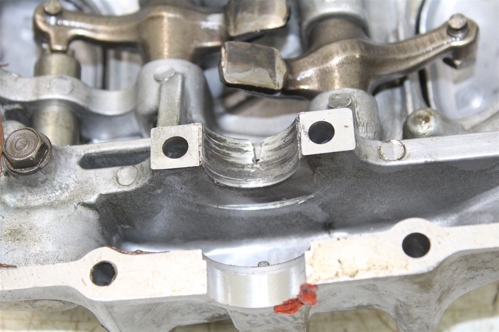 1988 Honda Fourtrax 300 4x4 Cylinder Head Valve Cover Rockers READ DESCRIP 11113