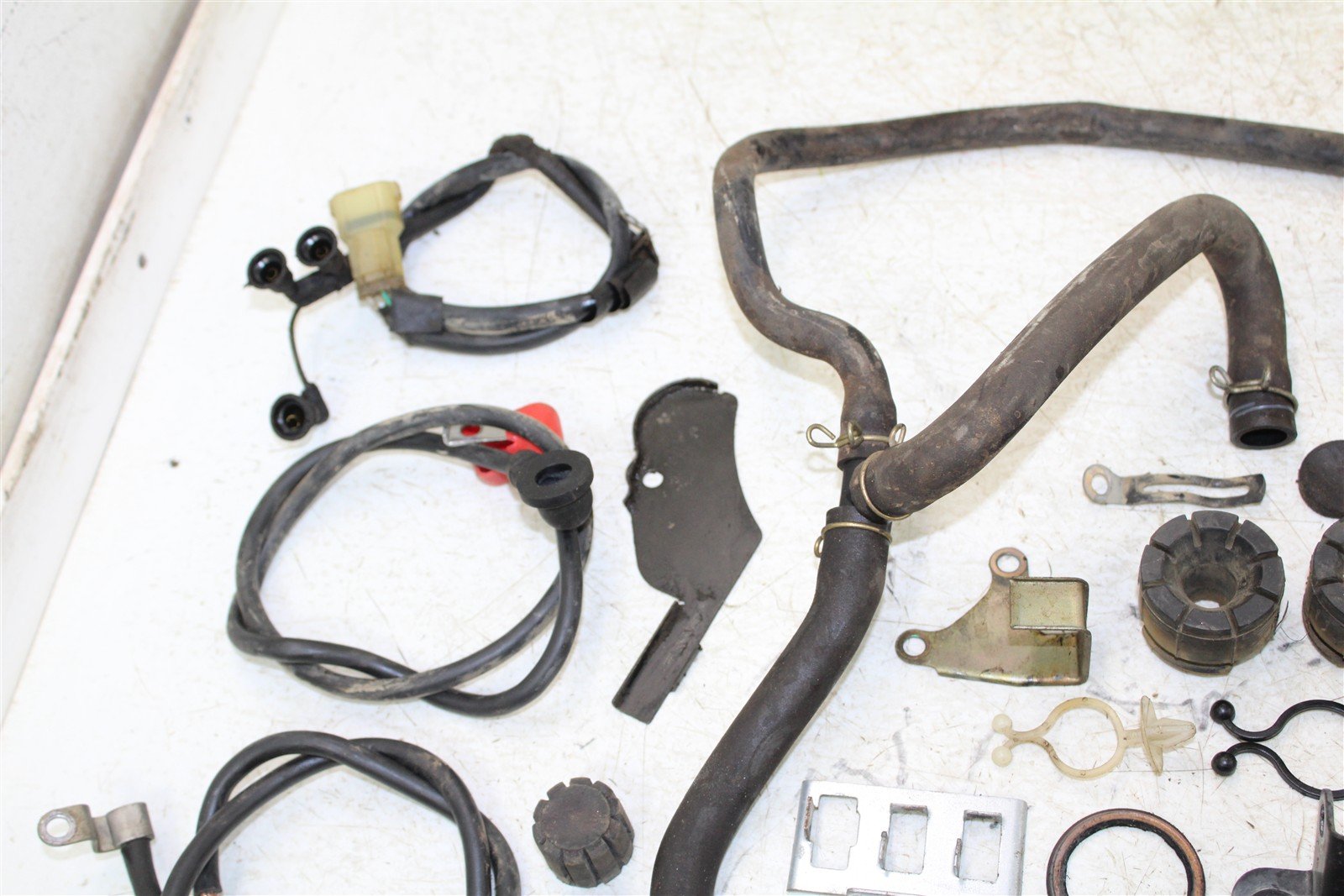 1988 Honda Fourtrax 300 4x4 Chassis Bolt Kit Hardware Bracket Mount Wire 11113