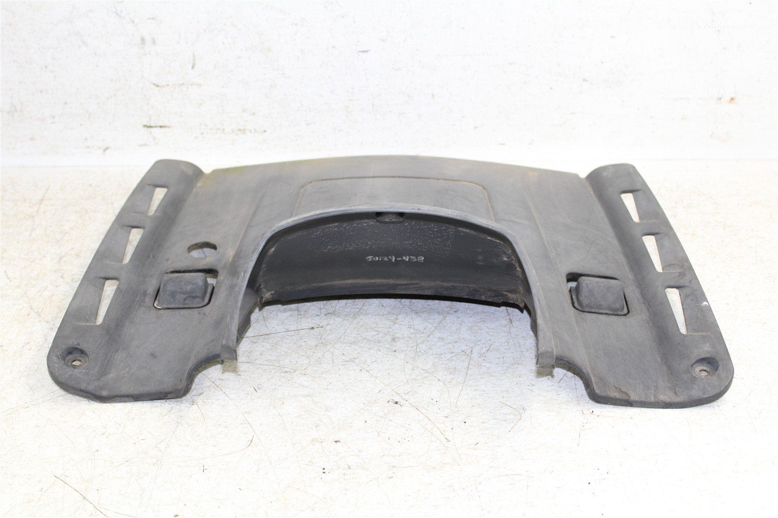 2002 Yamaha Grizzly 660 4x4 Front Hood Plastic Fender 50124