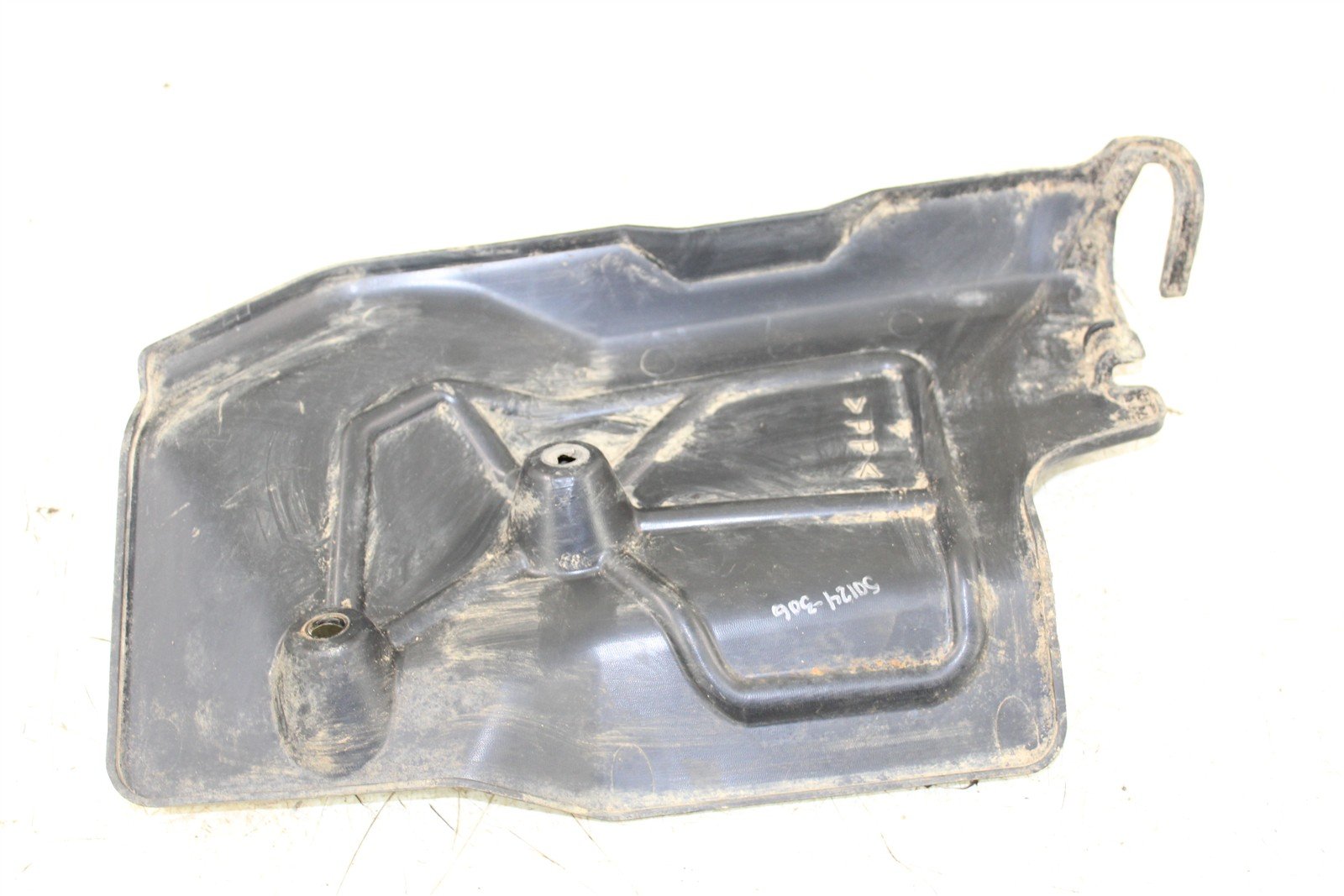 2002 Yamaha Grizzly 660 4x4 Rear Brake Master Cylinder Guard Plastic 50124
