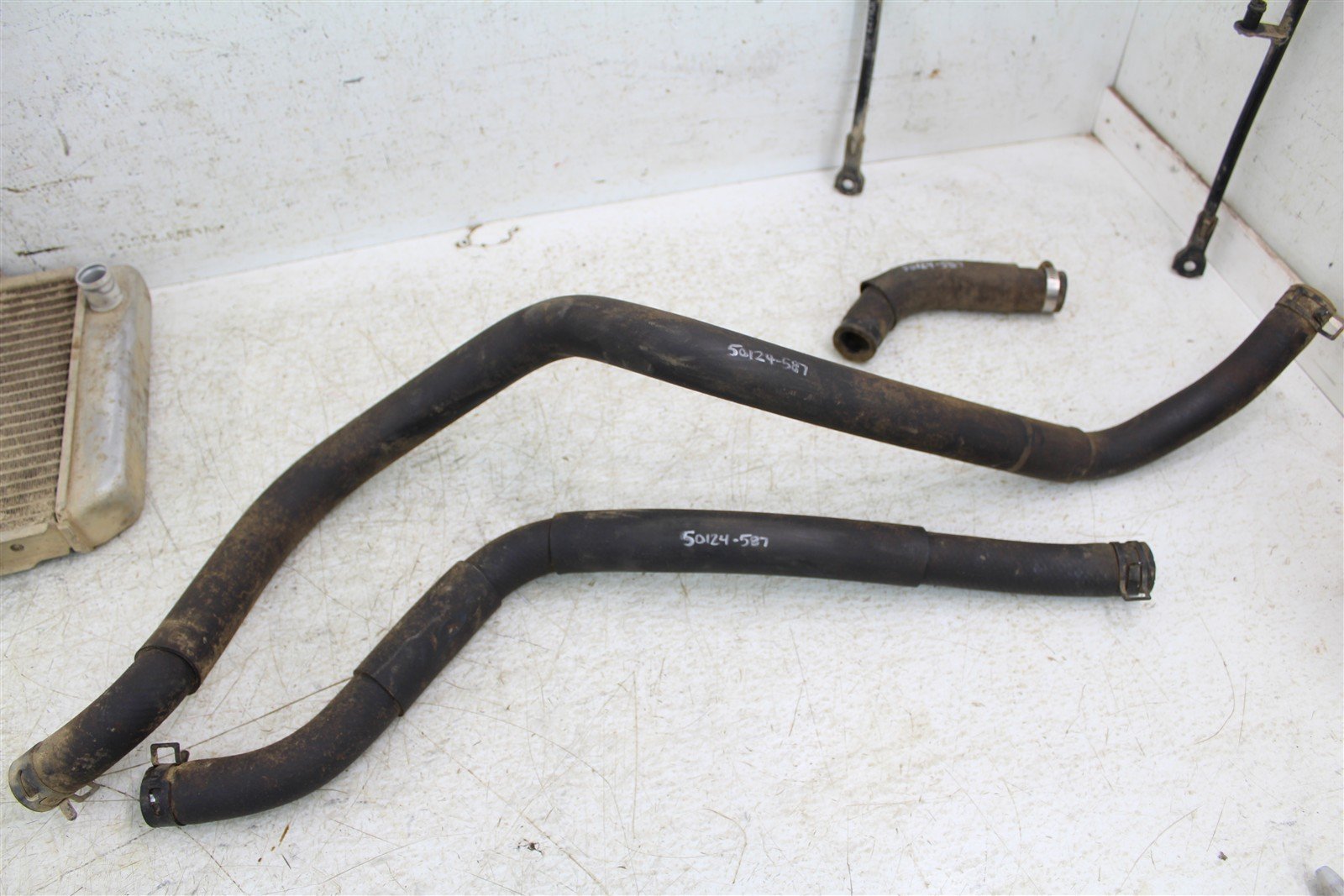2002 Yamaha Grizzly 660 4x4 Radiator w/ Coolant Hoses & Support 50124