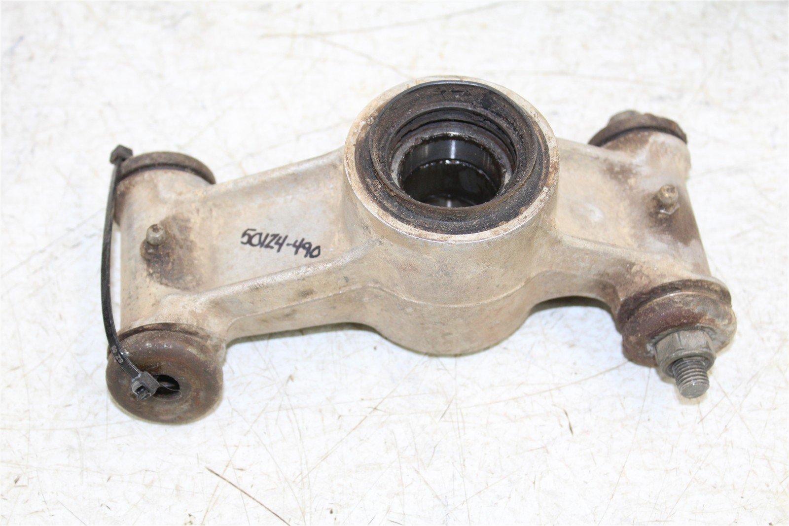 2002 Yamaha Grizzly 660 4x4 Rear Knuckle Control Arm Mount Left Right 50124