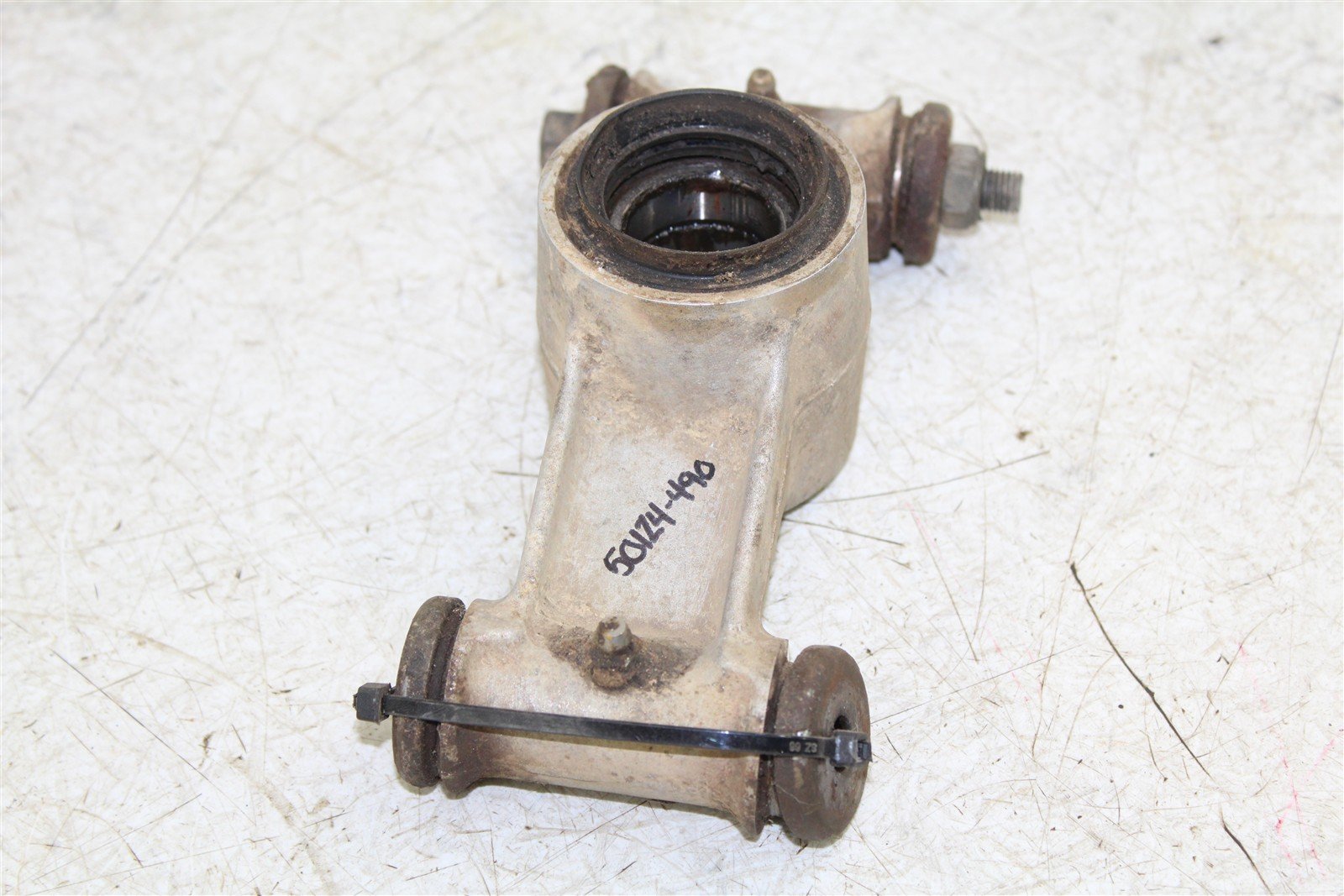 2002 Yamaha Grizzly 660 4x4 Rear Knuckle Control Arm Mount Left Right 50124