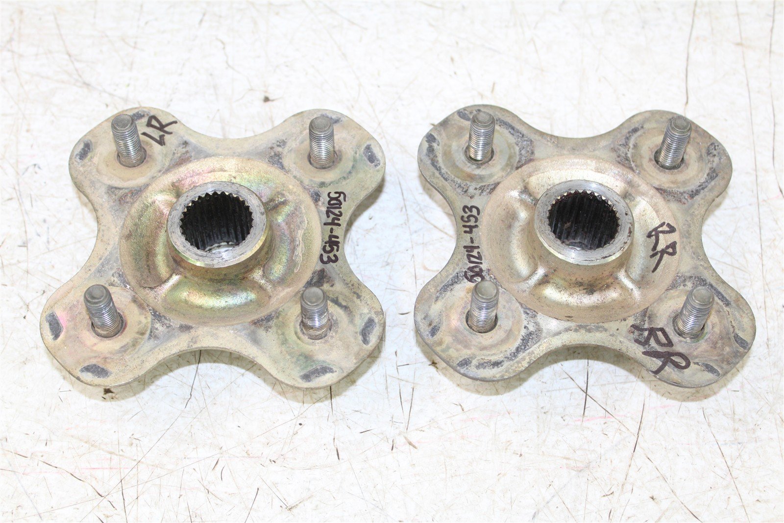 2002 Yamaha Grizzly 660 4x4 Rear Hubs Wheel Mounts 50124
