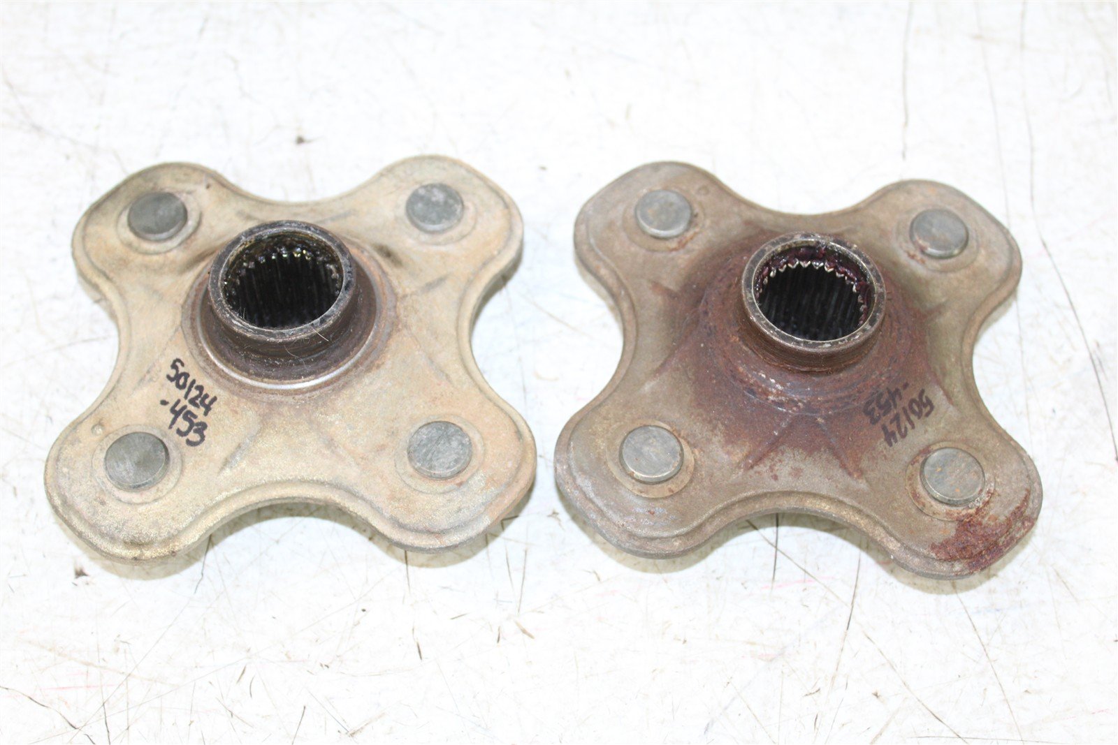2002 Yamaha Grizzly 660 4x4 Rear Hubs Wheel Mounts 50124