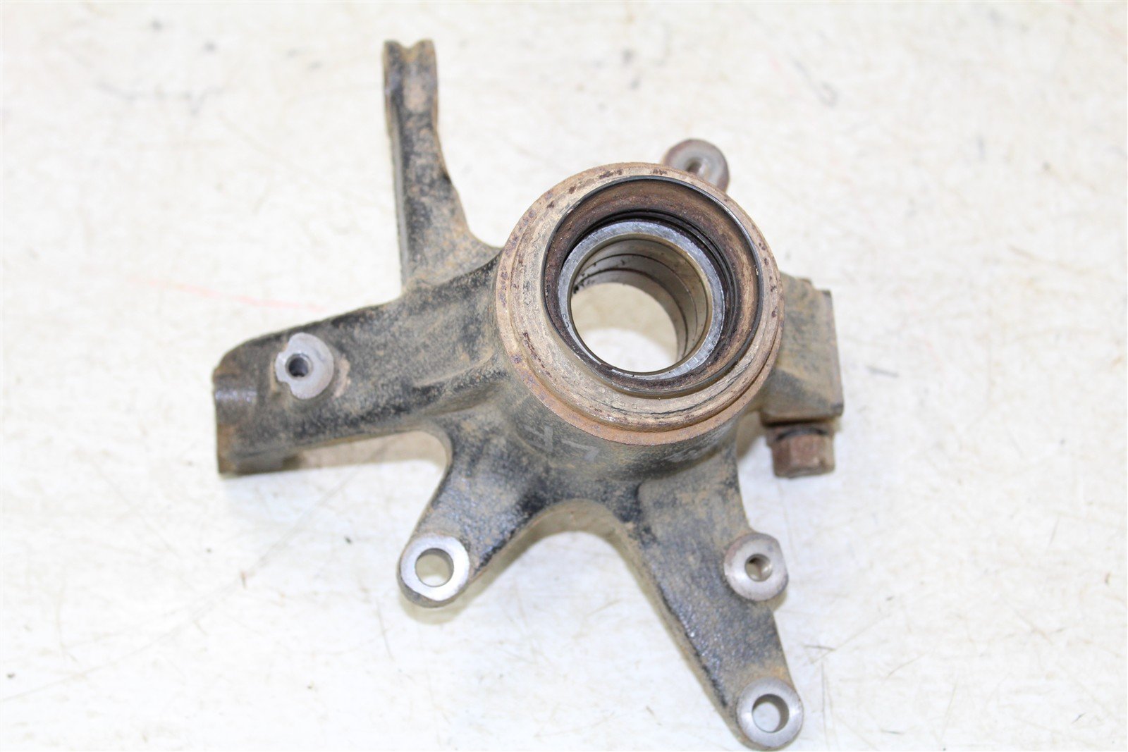 2002 Yamaha Grizzly 660 4x4 Front Left Knuckle Control Arm Mount 50124