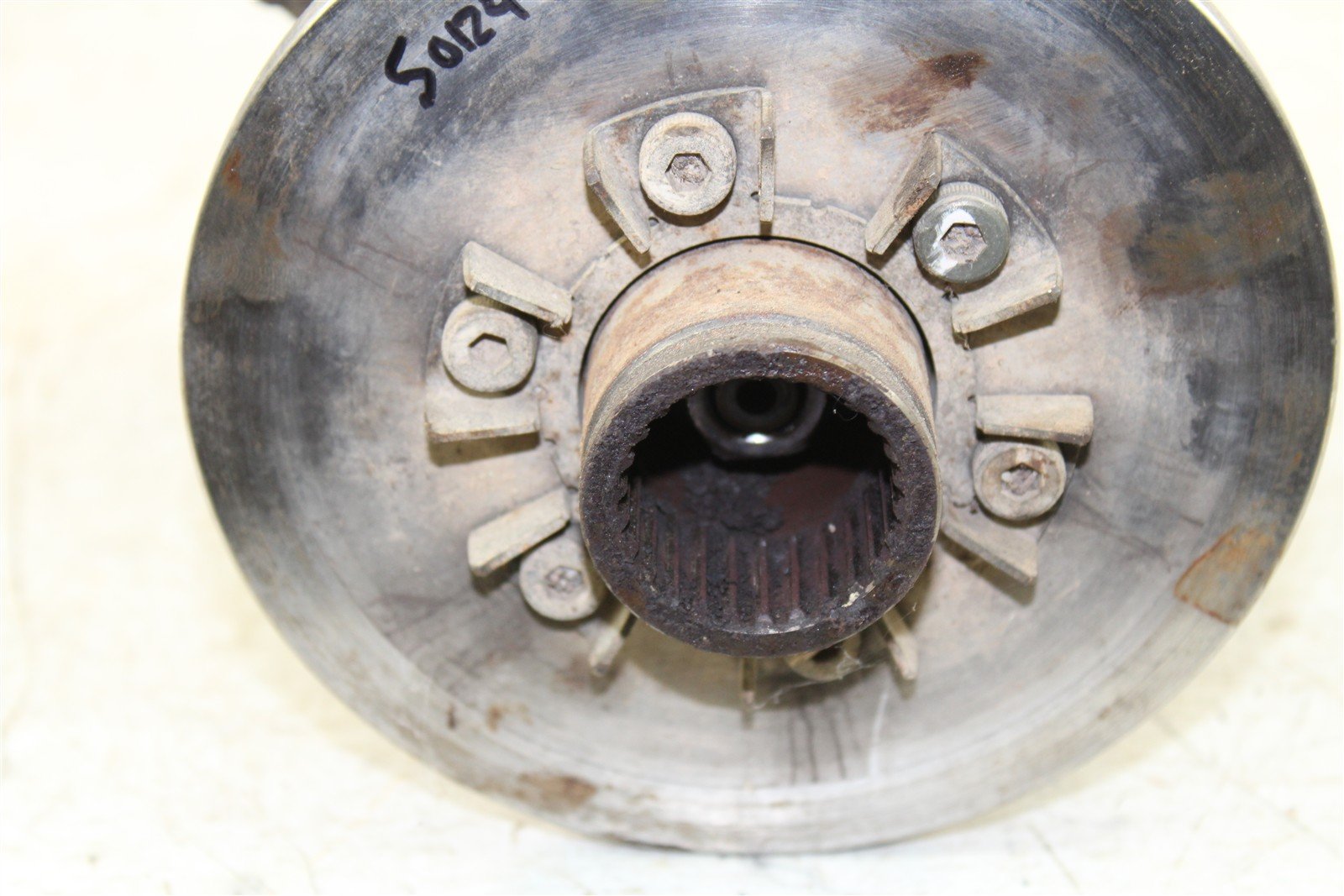 2002 Yamaha Grizzly 660 4x4 Rear Differential FOR PARTS 50124