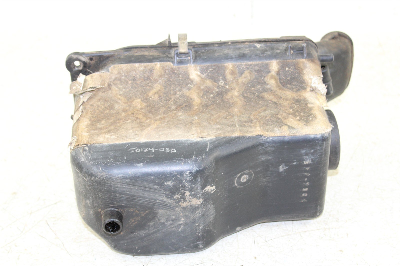 2002 Yamaha Grizzly 660 4x4 Air Box Intake Housing Boot Filter Cage 50124