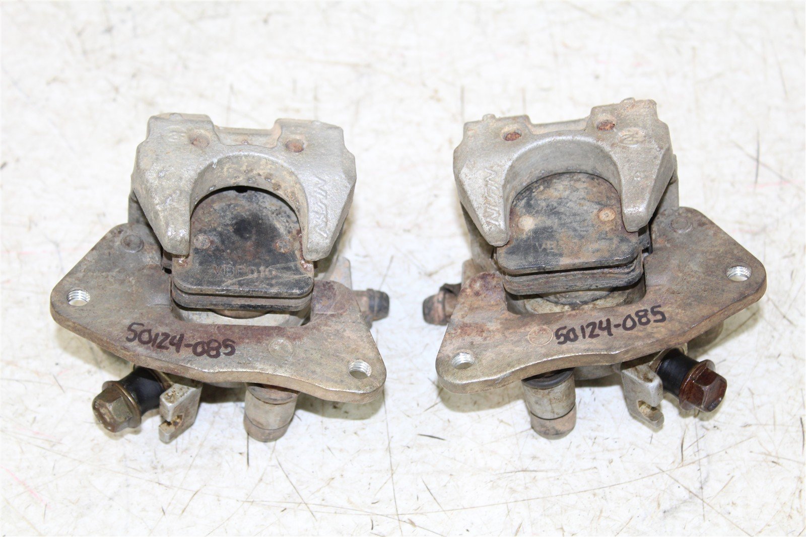 2002 Yamaha Grizzly 660 4x4 Front Brake Calipers Set Left Right 50124