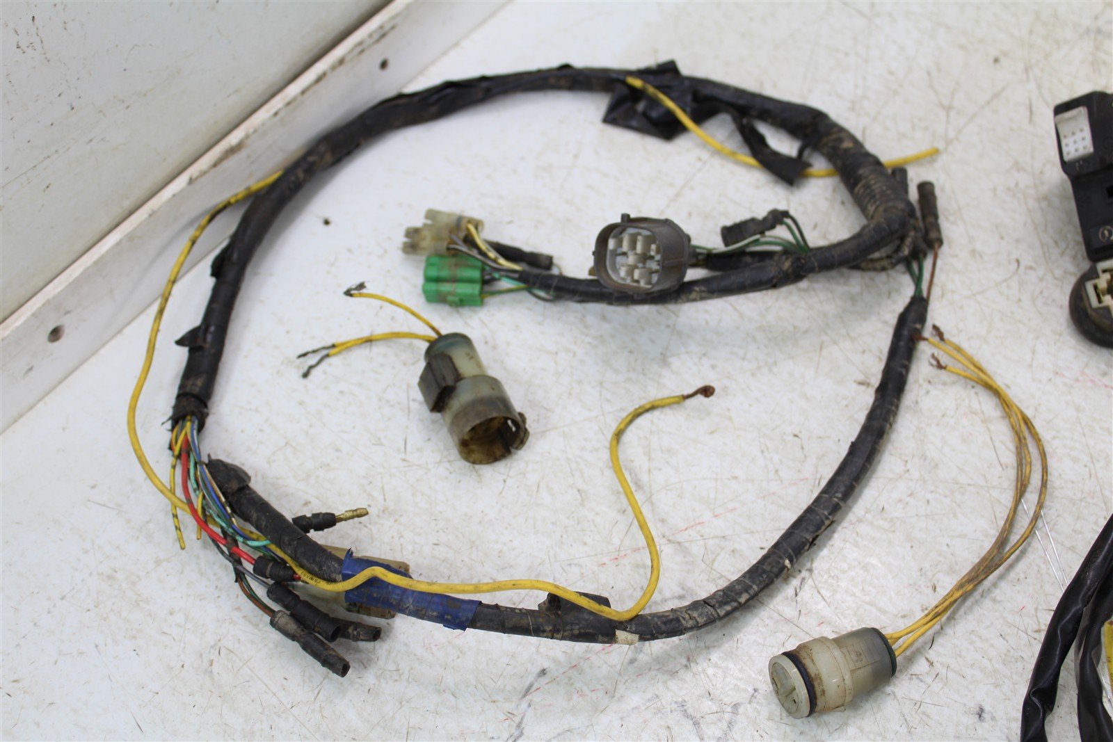 2004 Honda TRX 300EX Wire Wiring Harness Loom FOR PARTS 11114