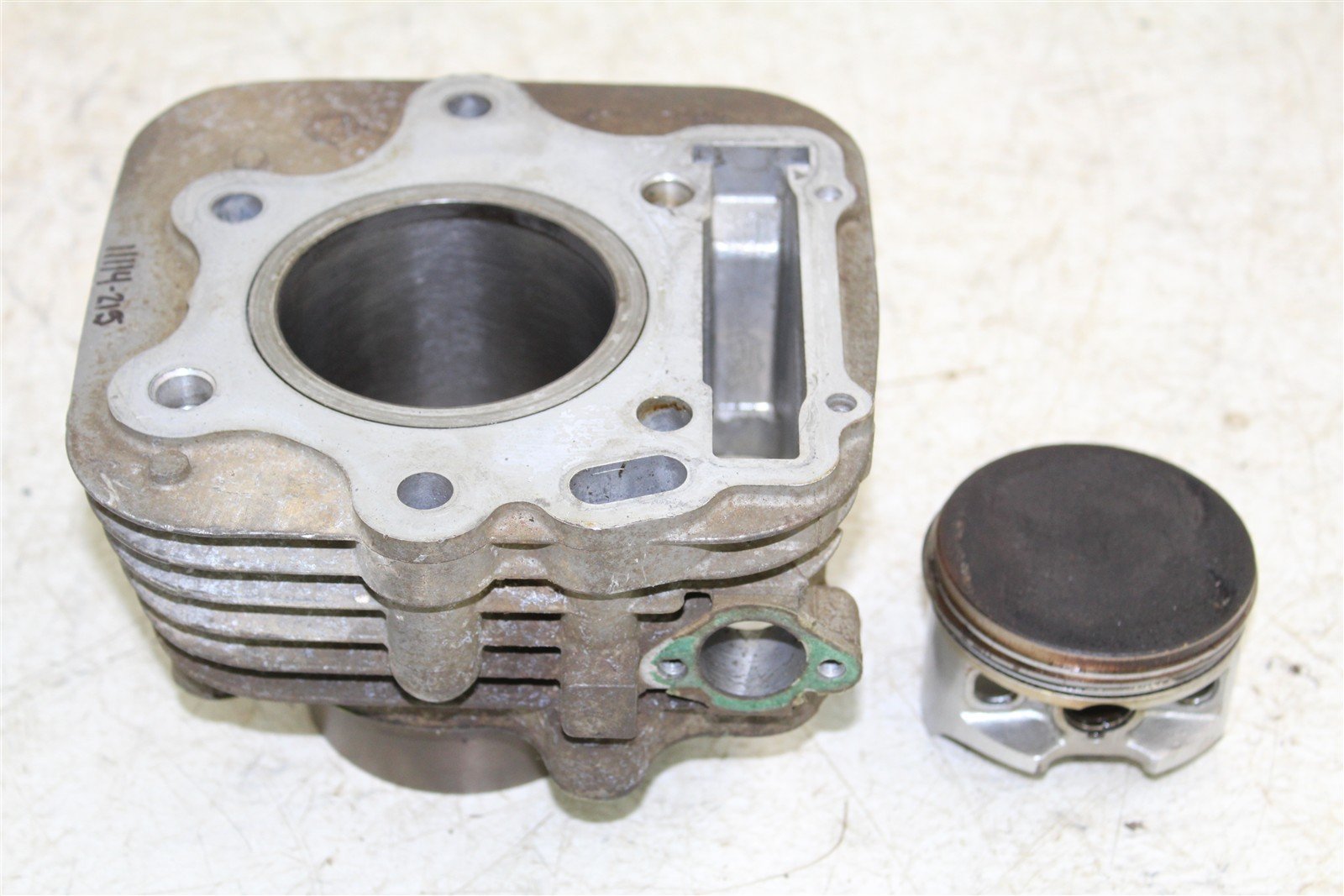 2004 Honda TRX 300EX Engine Cylinder Jug w/ Piston 11114