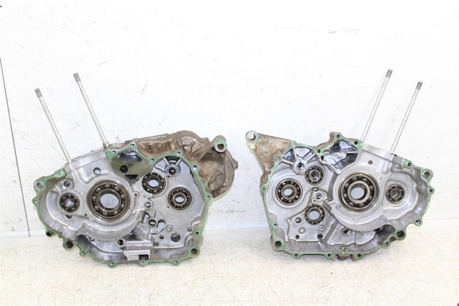 2004 Honda TRX 300EX Engine Cases Crankcase Left Right 11114