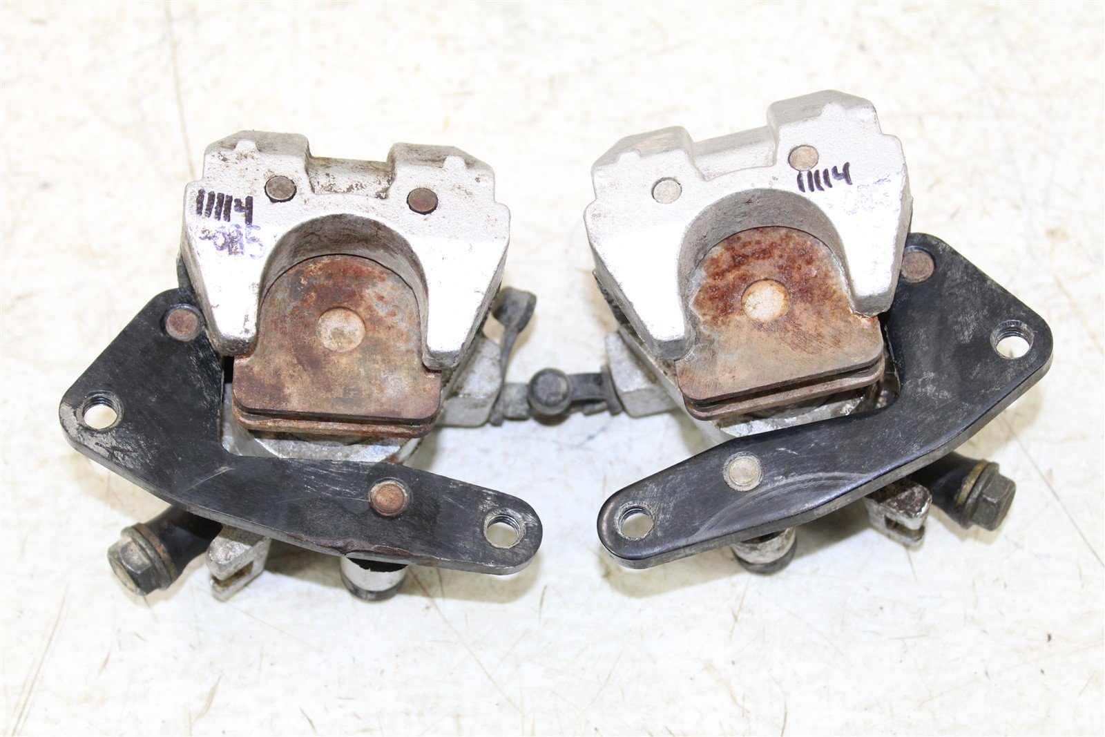 2004 Honda TRX 300EX Front Brake Calipers Set Left Right 11114