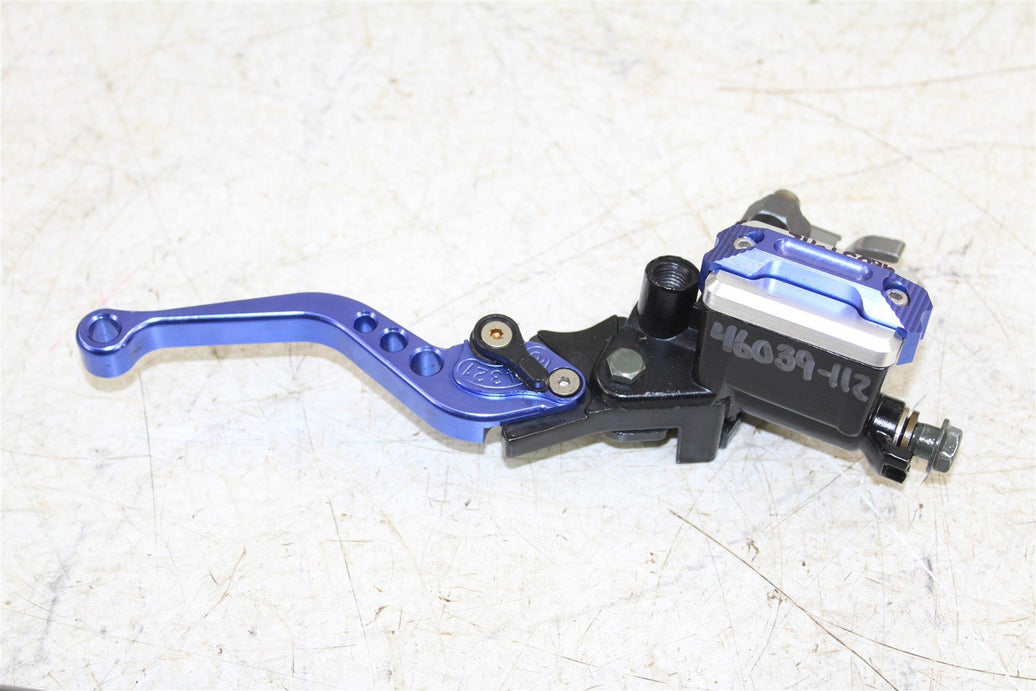 Universal Front Brake Master Cylinder Reservoir Suzuki Yamaha Honda 46039