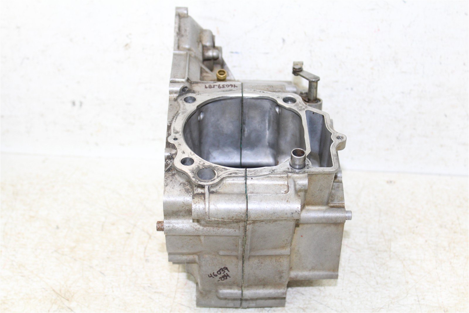 2009 Suzuki RMZ 450 Engine Cases Crankcase Motor Left Right 46039