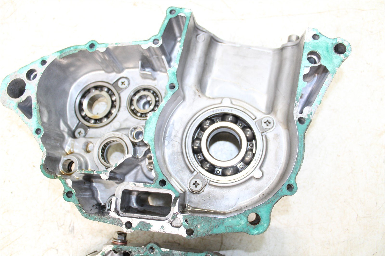 2009 Suzuki RMZ 450 Engine Cases Crankcase Motor Left Right 46039