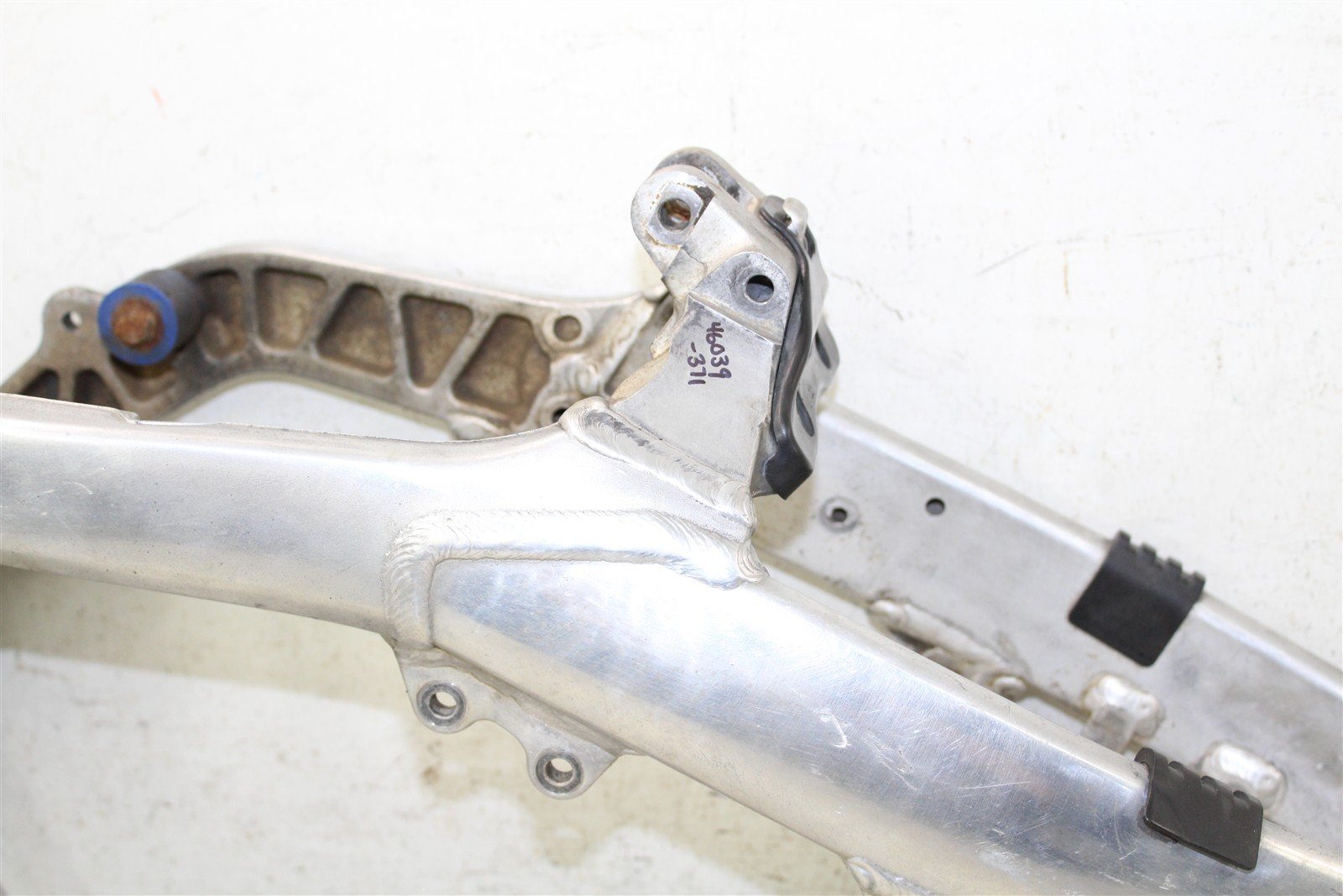 2009 Suzuki RMZ 450 Main Frame Chassis BOS 46039