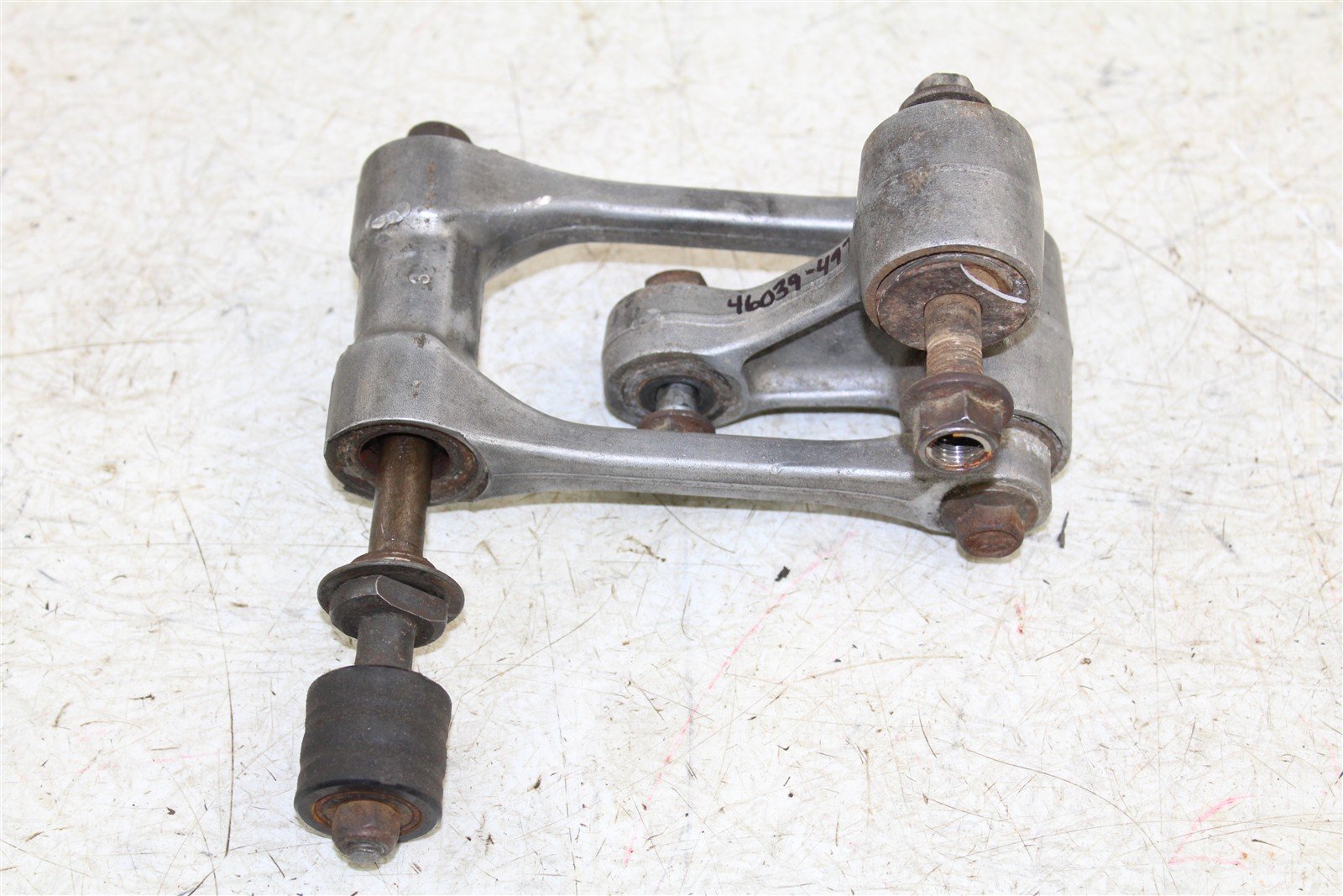 2009 Suzuki RMZ 450 Linkage Suspension Link Rear Relay Arm 46039