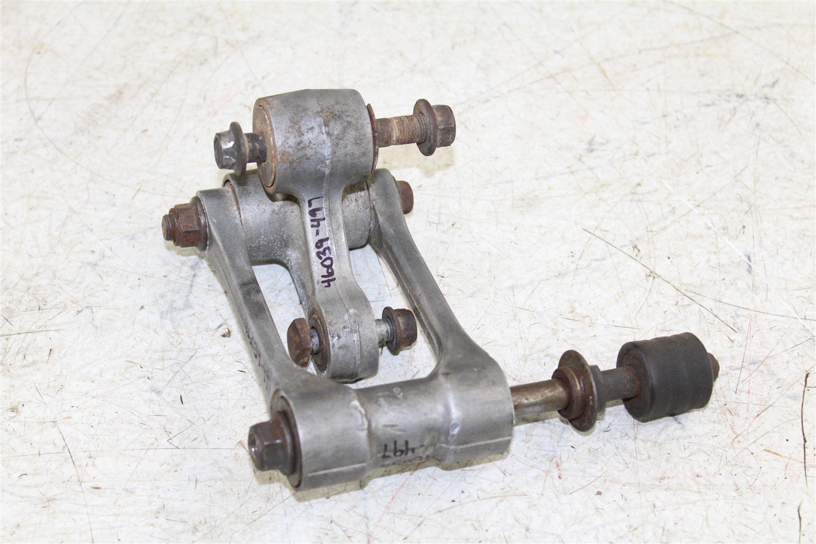 2009 Suzuki RMZ 450 Linkage Suspension Link Rear Relay Arm 46039