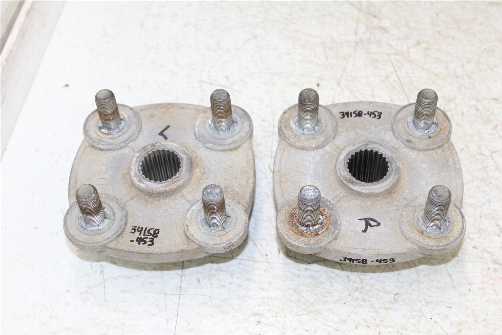 1994 Polaris Sport 400L Rear Hubs Wheel Mounts 34158