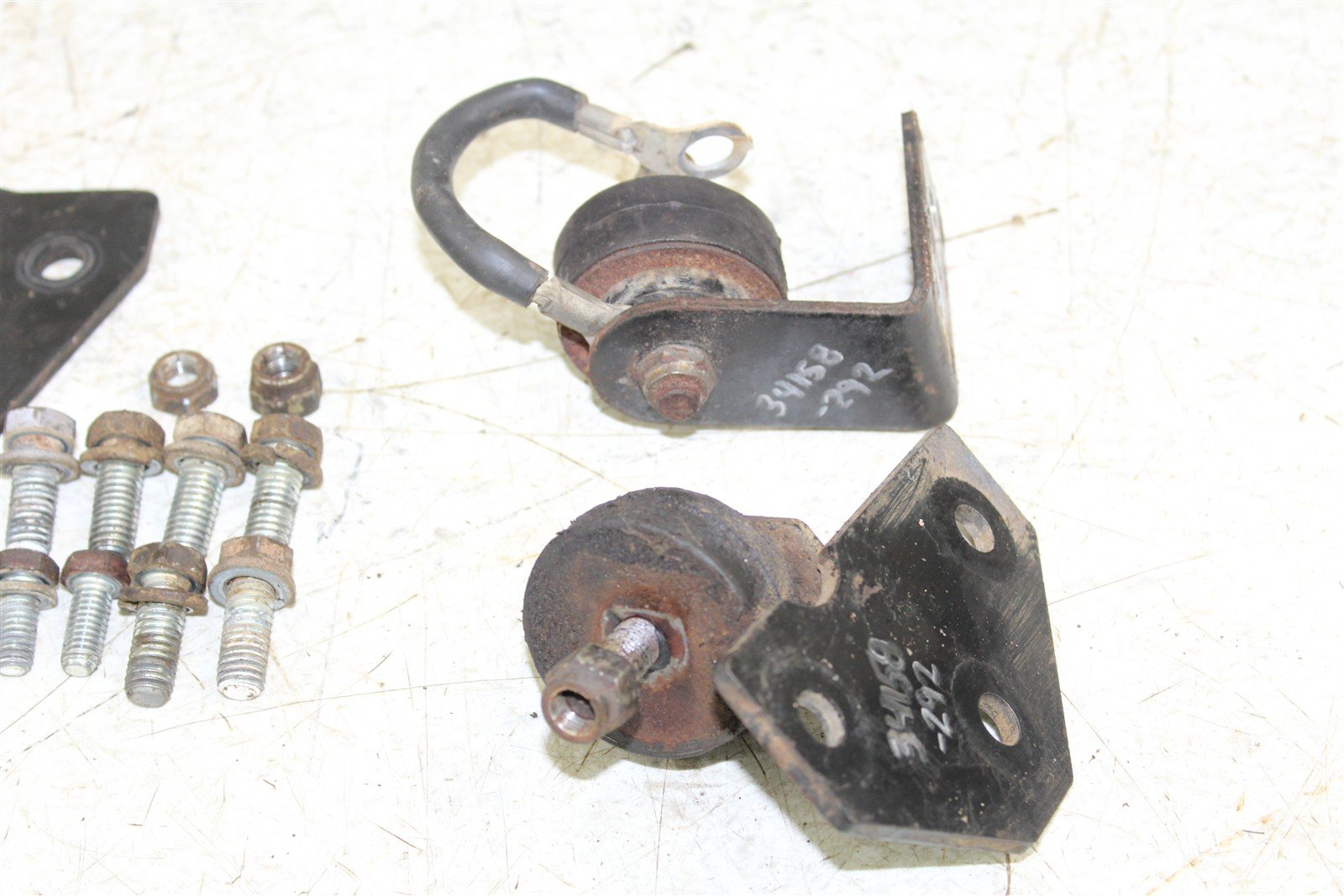 1994 Polaris Sport 400L Engine Isolator Mounts Motor Brackets 34158