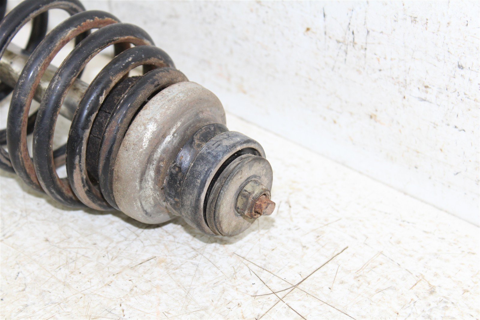 1999 Polaris Magnum 500 4x4 Right Front Shock Spring Absorber 34157
