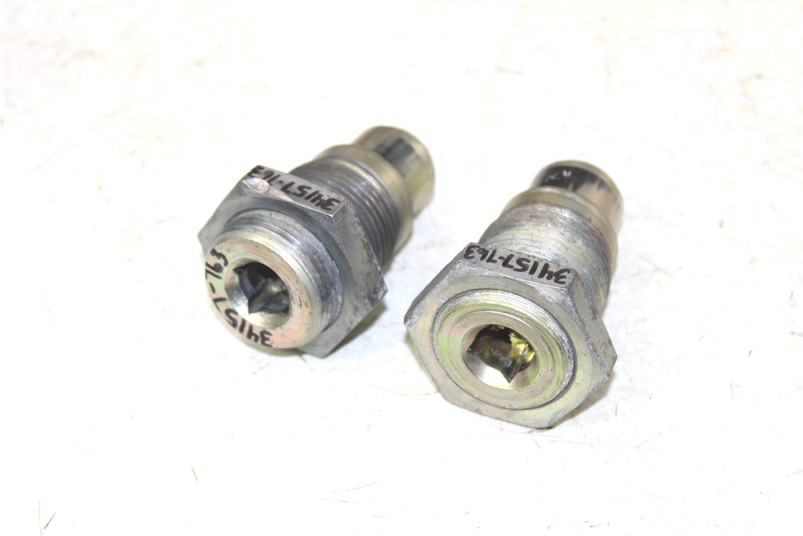 1999 Polaris Magnum 500 4x4 Swingarm Bolts Swing Arm Nut 34157