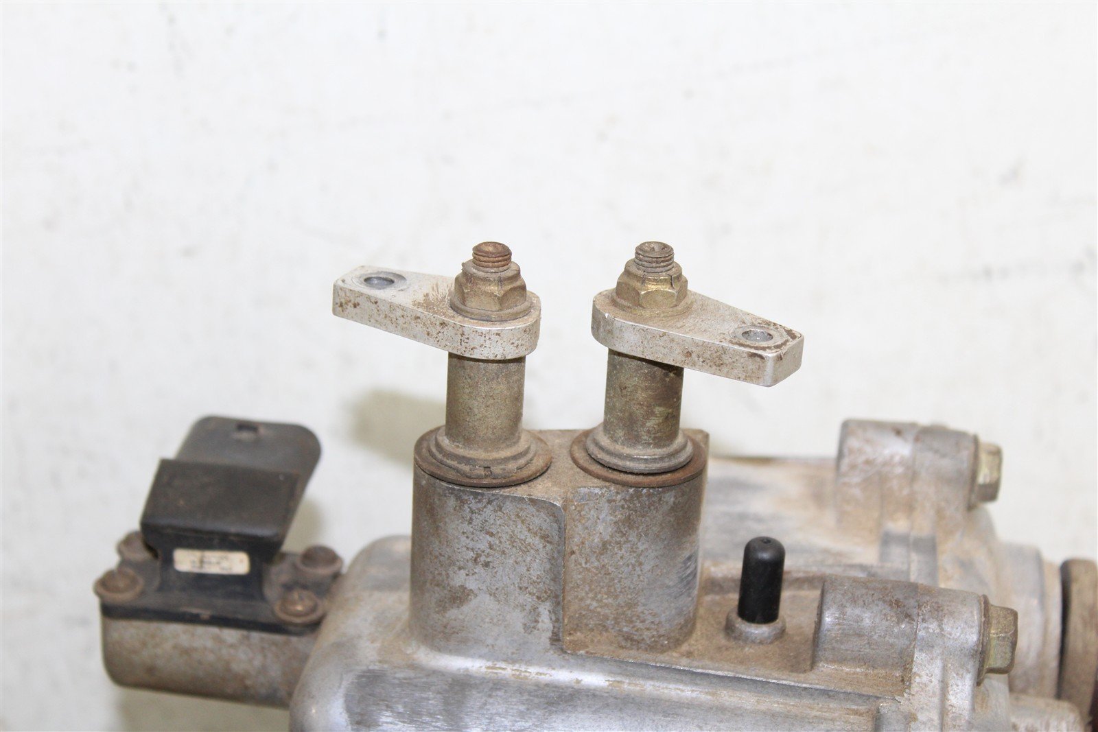 1999 Polaris Magnum 500 4x4 Transmission Gear Box Case 34157