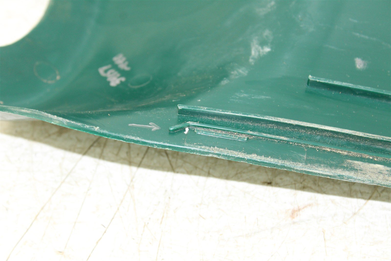 1999 Polaris Magnum 500 4x4 Front Hood Plastic Fender 34157