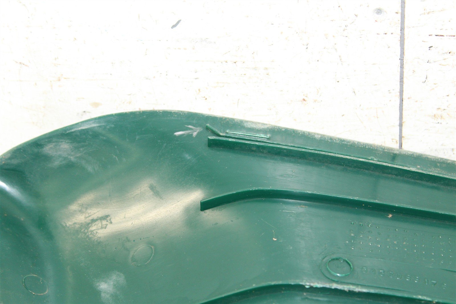1999 Polaris Magnum 500 4x4 Front Hood Plastic Fender 34157