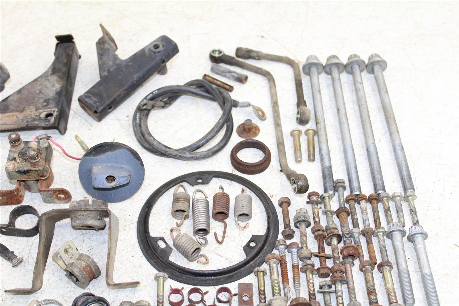 1999 Polaris Magnum 500 4x4 Chassis Bolt Kit Hardware Mount Bracket Wire 34157