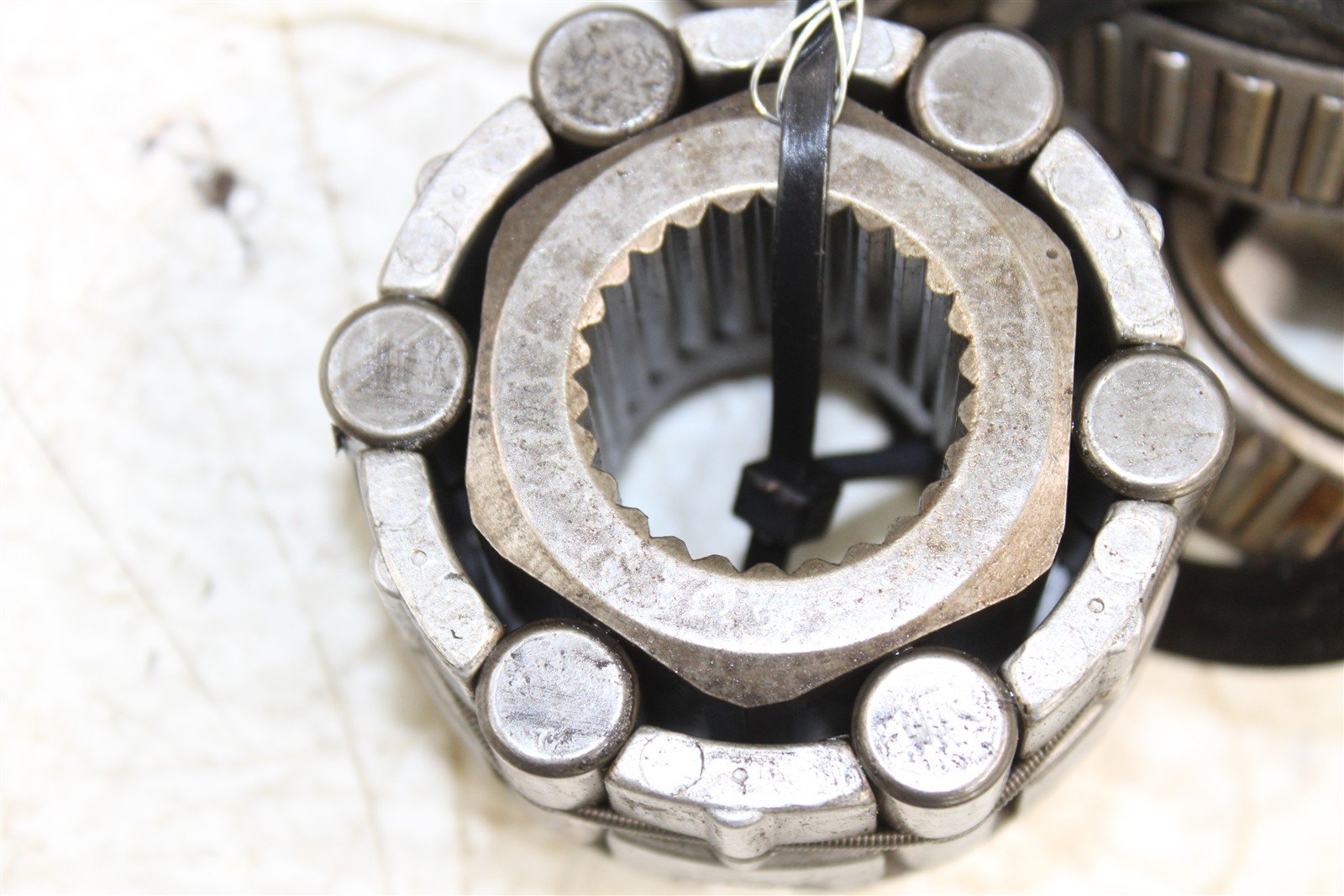 1999 Polaris Magnum 500 4x4 Front Left Axle Hilliard Clutch Bearing 34157