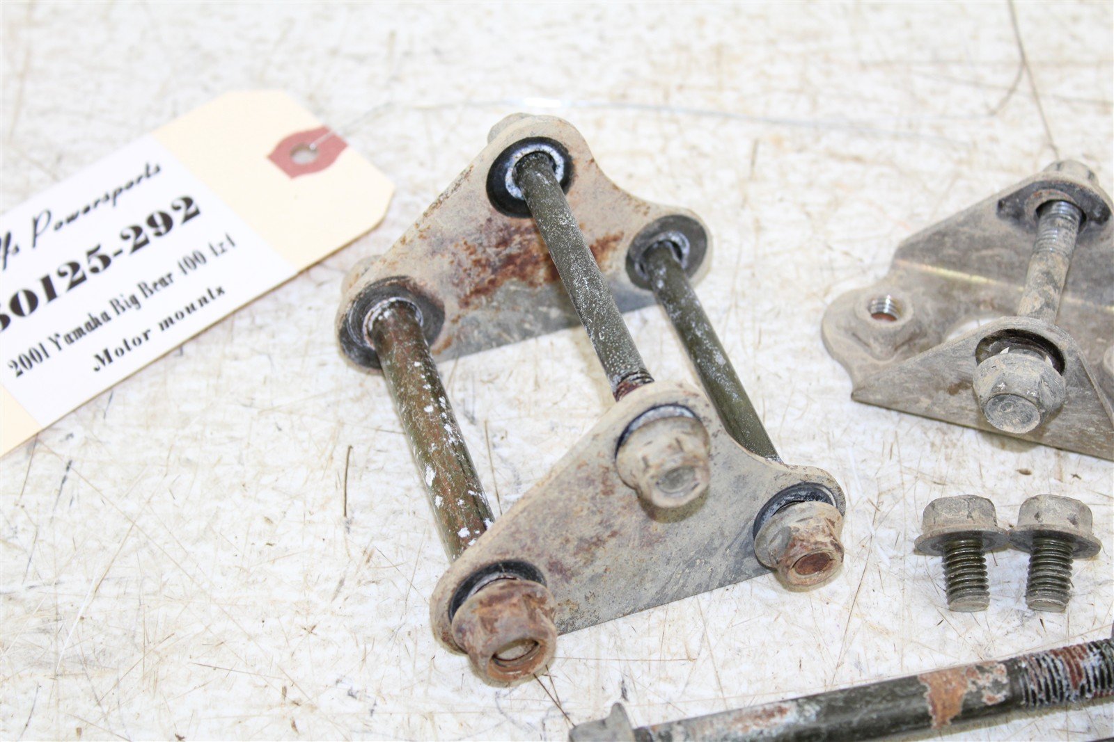 2001 Yamaha Big Bear 400 4x4 Engine Mounts Motor Brackets 50125