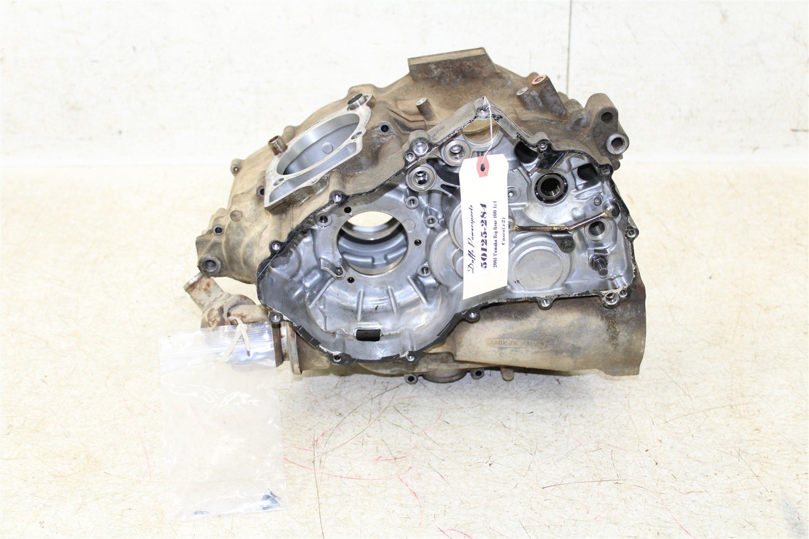 2001 Yamaha Big Bear 400 4x4 Engine Cases Crankcase Left Right 50125