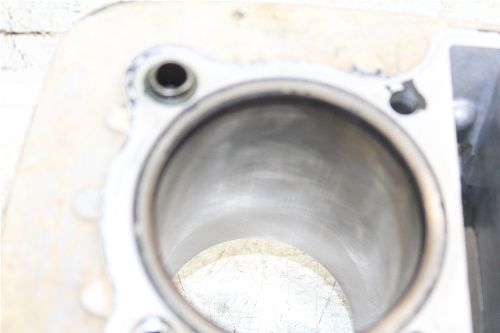 2001 Yamaha Big Bear 400 4x4 Engine Cylinder Jug w/ Piston 50125