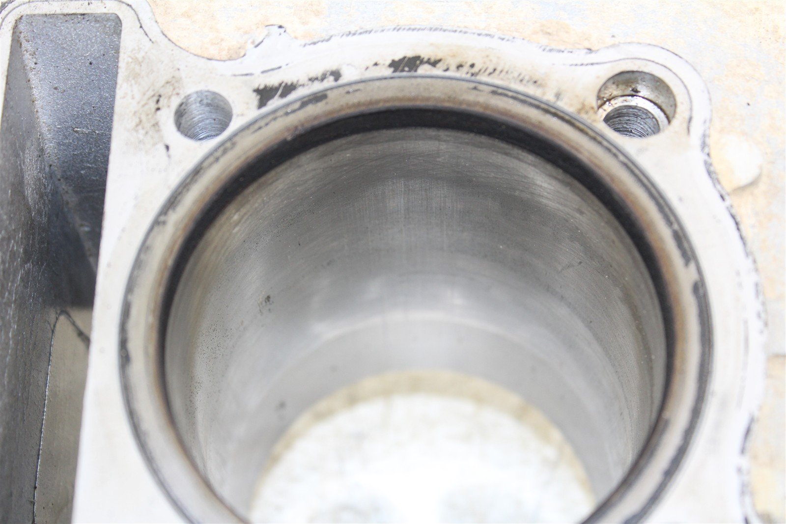 2001 Yamaha Big Bear 400 4x4 Engine Cylinder Jug w/ Piston 50125