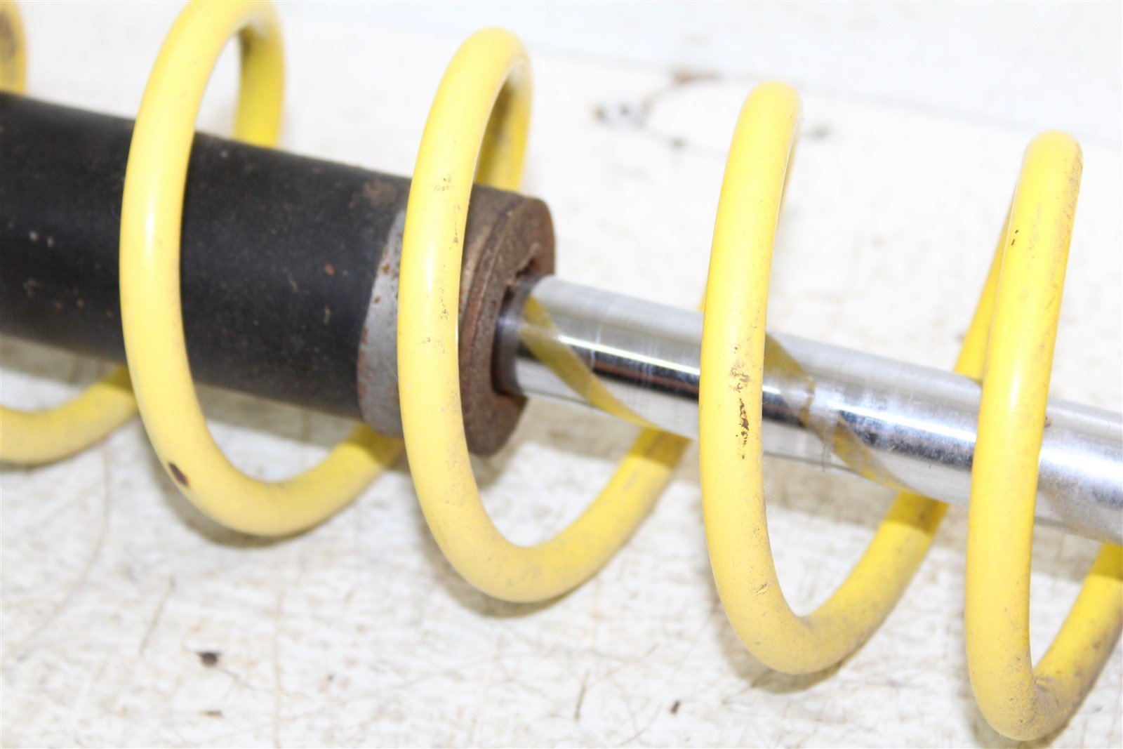 1997 Polaris Scrambler 500 4x4 Right Front Shock Spring Absorber 34160