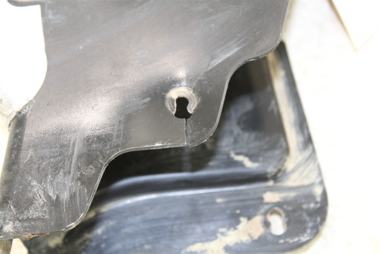 1997 Polaris Scrambler 500 4x4 Front Chain Guard Guide 34160