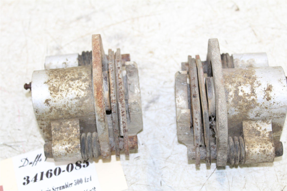 1997 Polaris Scrambler 500 4x4 Front Brake Calipers Set Left Right 34160