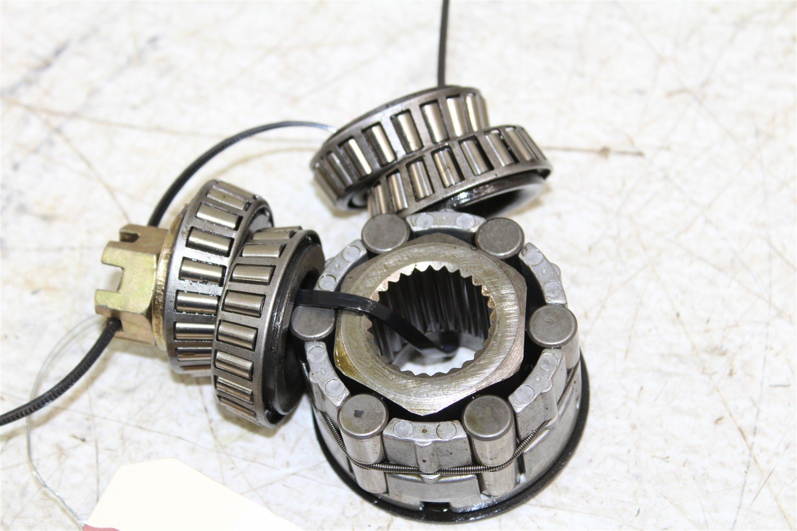 1997 Polaris Scrambler 500 4x4 Front Right Axle Hilliard Clutch Bearings 34160