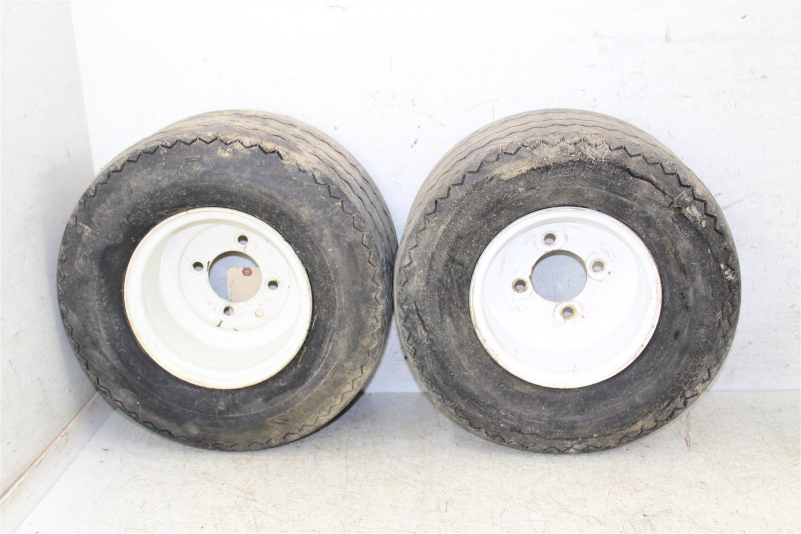 2003 EZGO TXT GAS Golf Cart Front Wheel Set Rims 10250