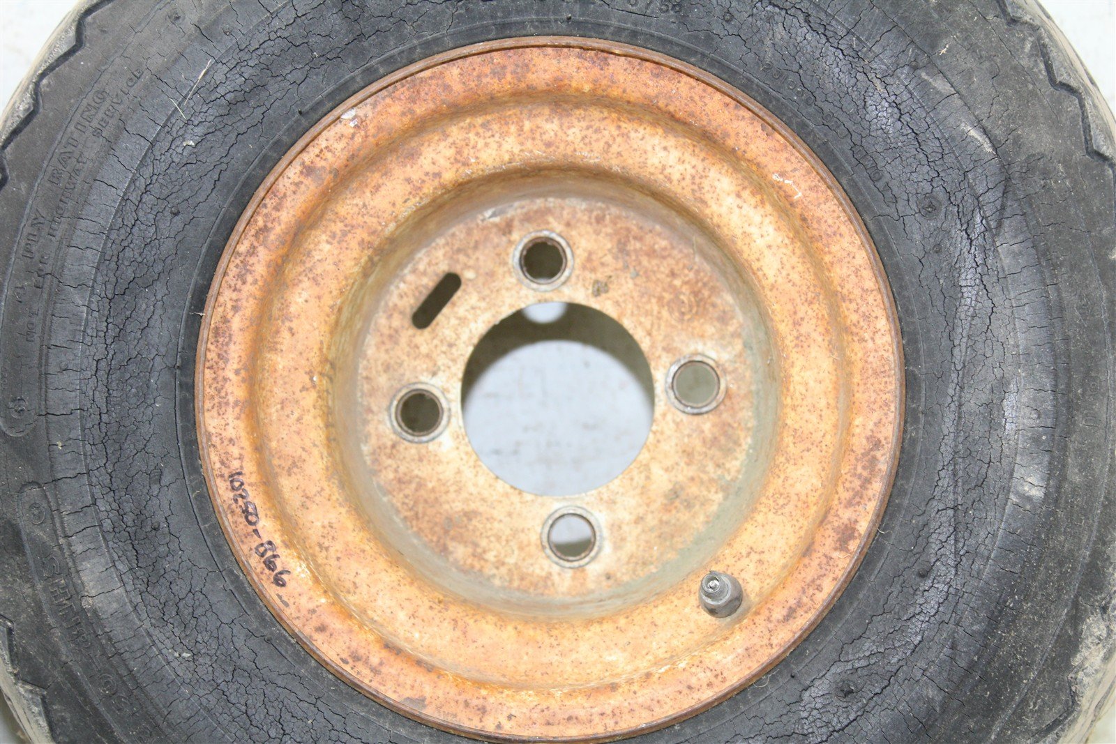 2003 EZGO TXT GAS Golf Cart Rear Wheel Set Rims 10250
