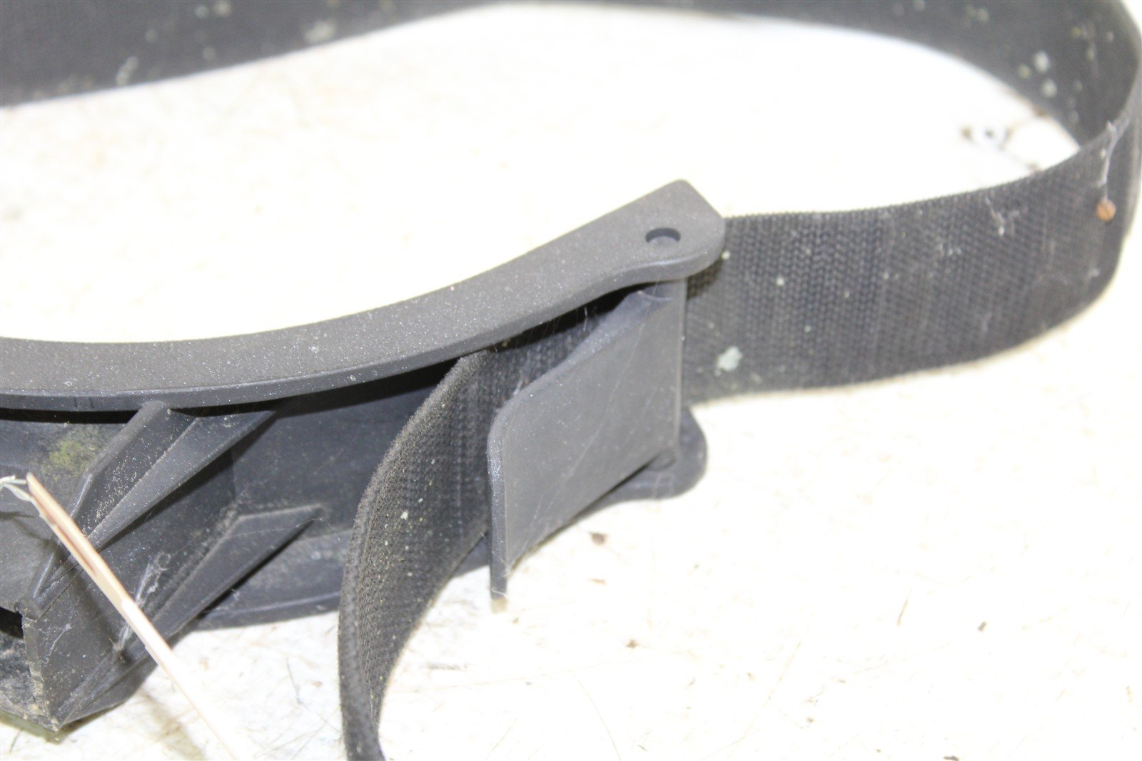 2003 EZGO TXT GAS Golf Cart Rear Golf Bag Holder Bracket Support Mount 10250