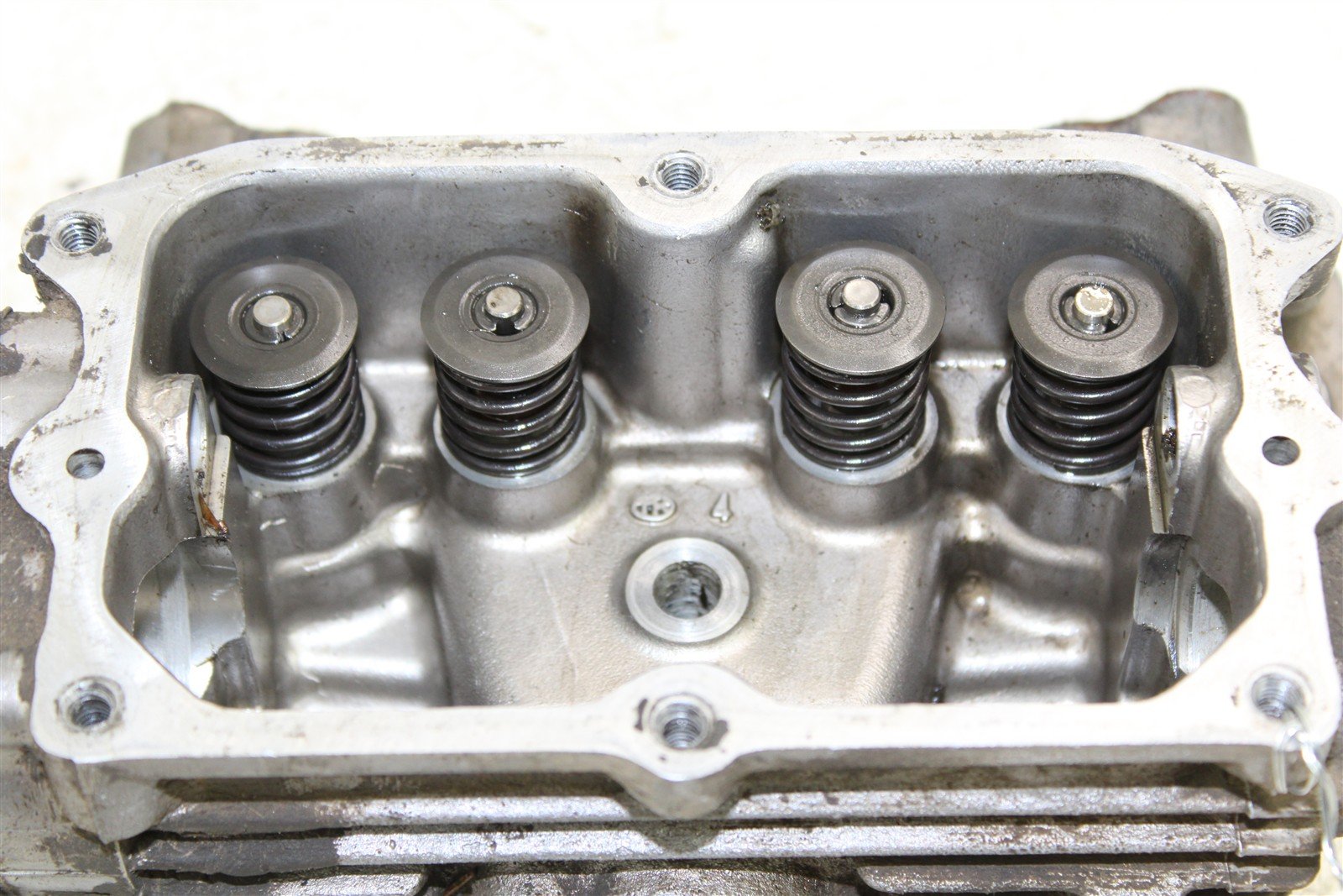 2003 EZGO TXT GAS Golf Cart Cylinder Head Intake Exhaust 10250
