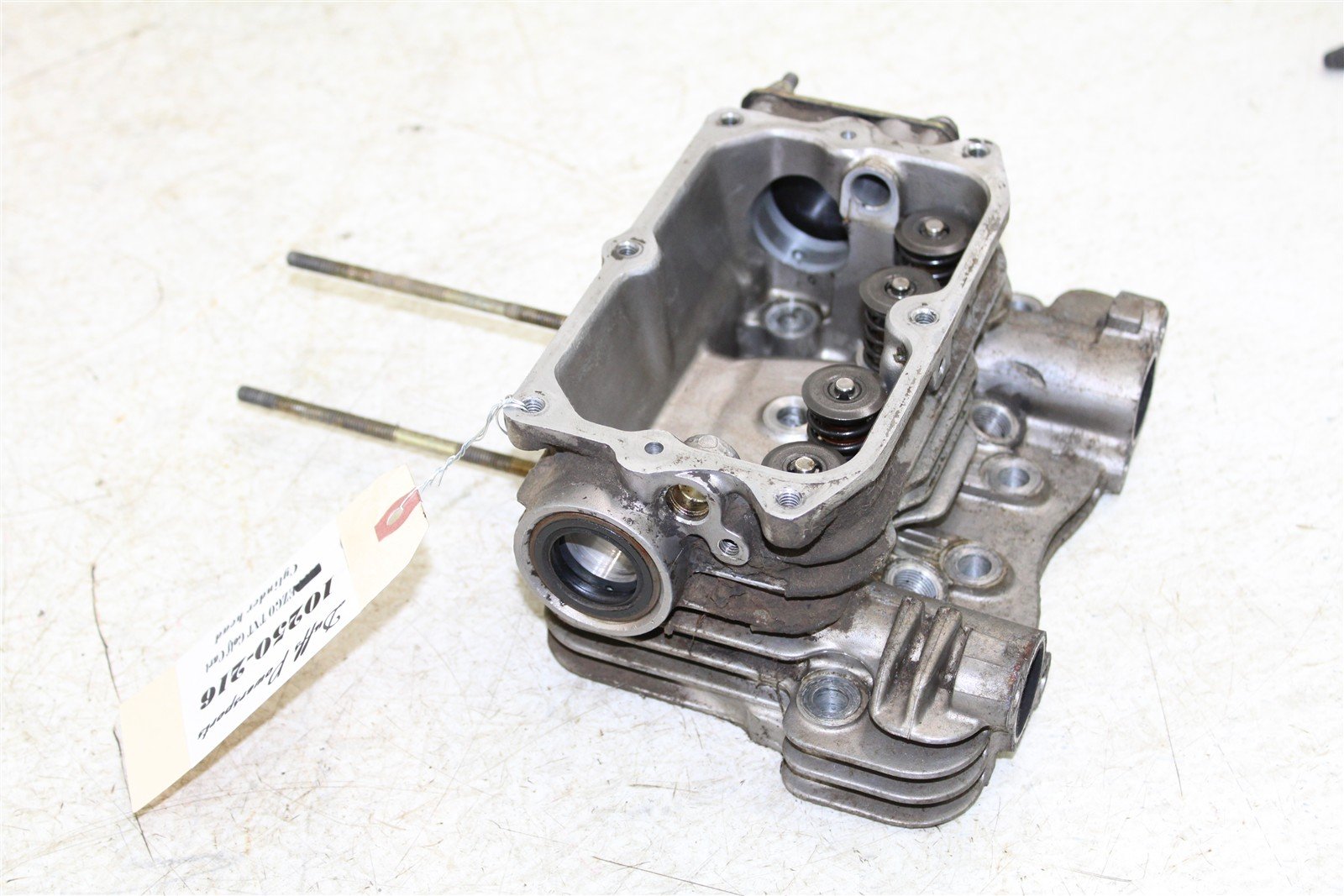 2003 EZGO TXT GAS Golf Cart Cylinder Head Intake Exhaust 10250