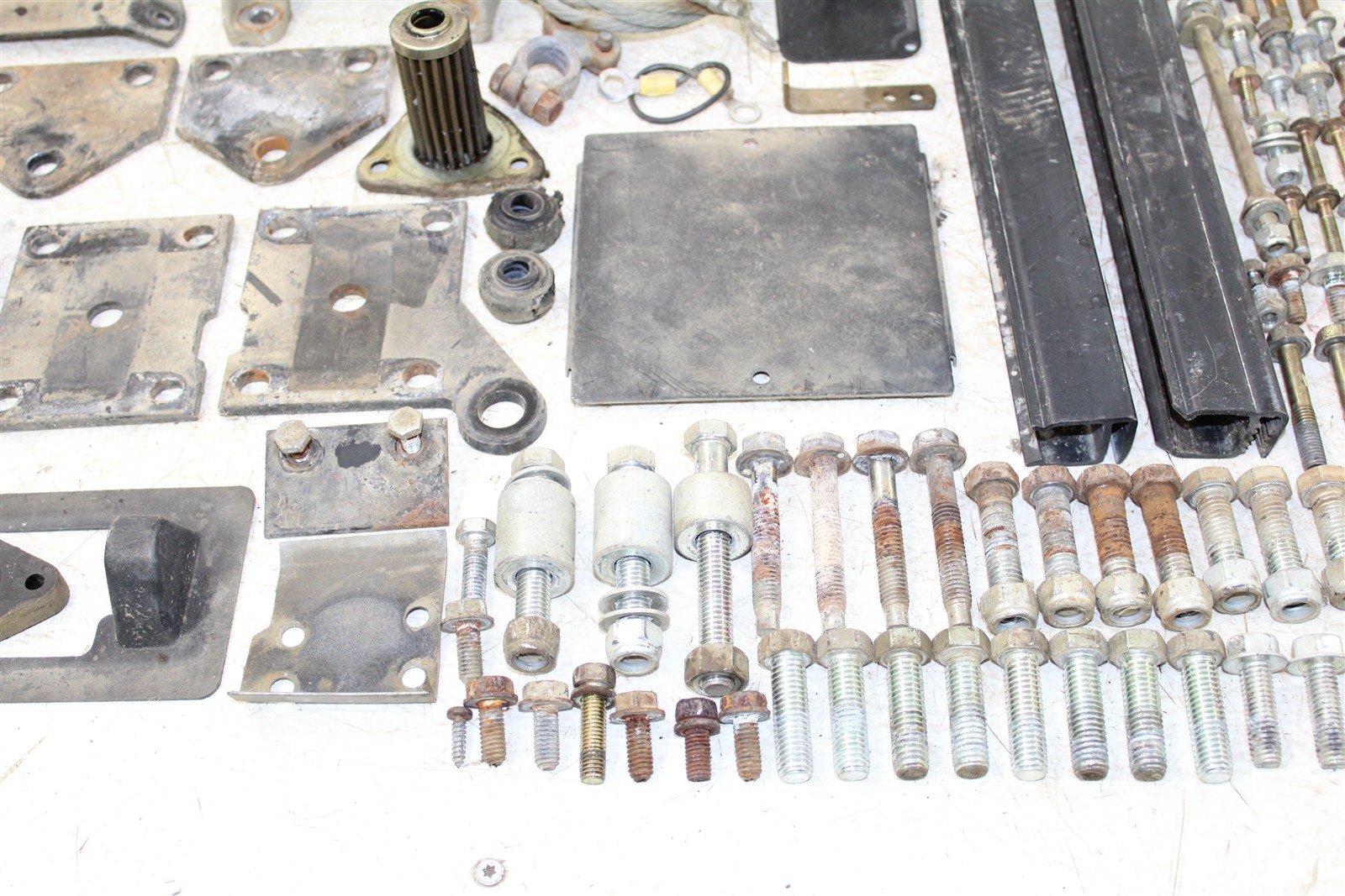 2003 EZGO TXT GAS Golf Cart Chassis Bolt Kit Hardware Bracket Wire Mount 10250