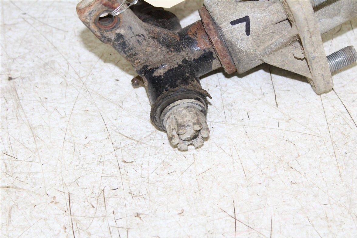 1994 EZGO Marathon GAS Golf Cart Front Left Spindle Knuckle w/ Hub 10251
