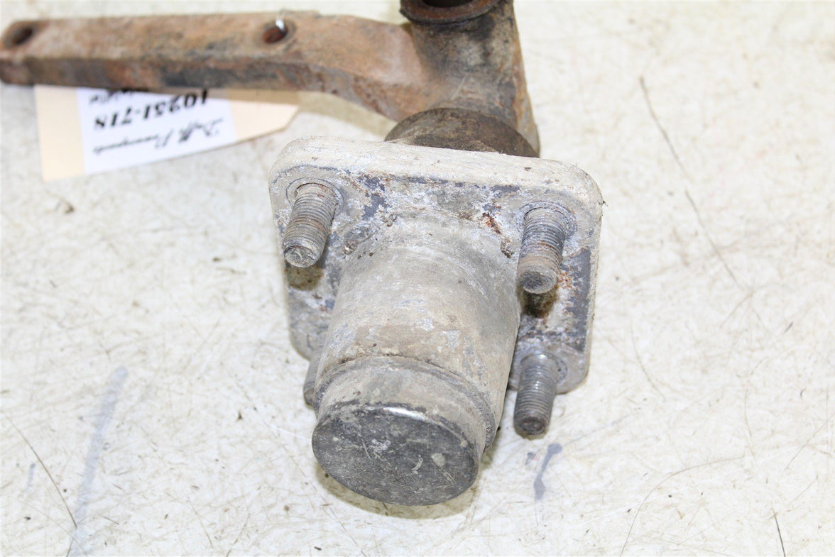 1994 EZGO Marathon GAS Golf Cart Front Right Spindle Knuckle w/ Hub 10251