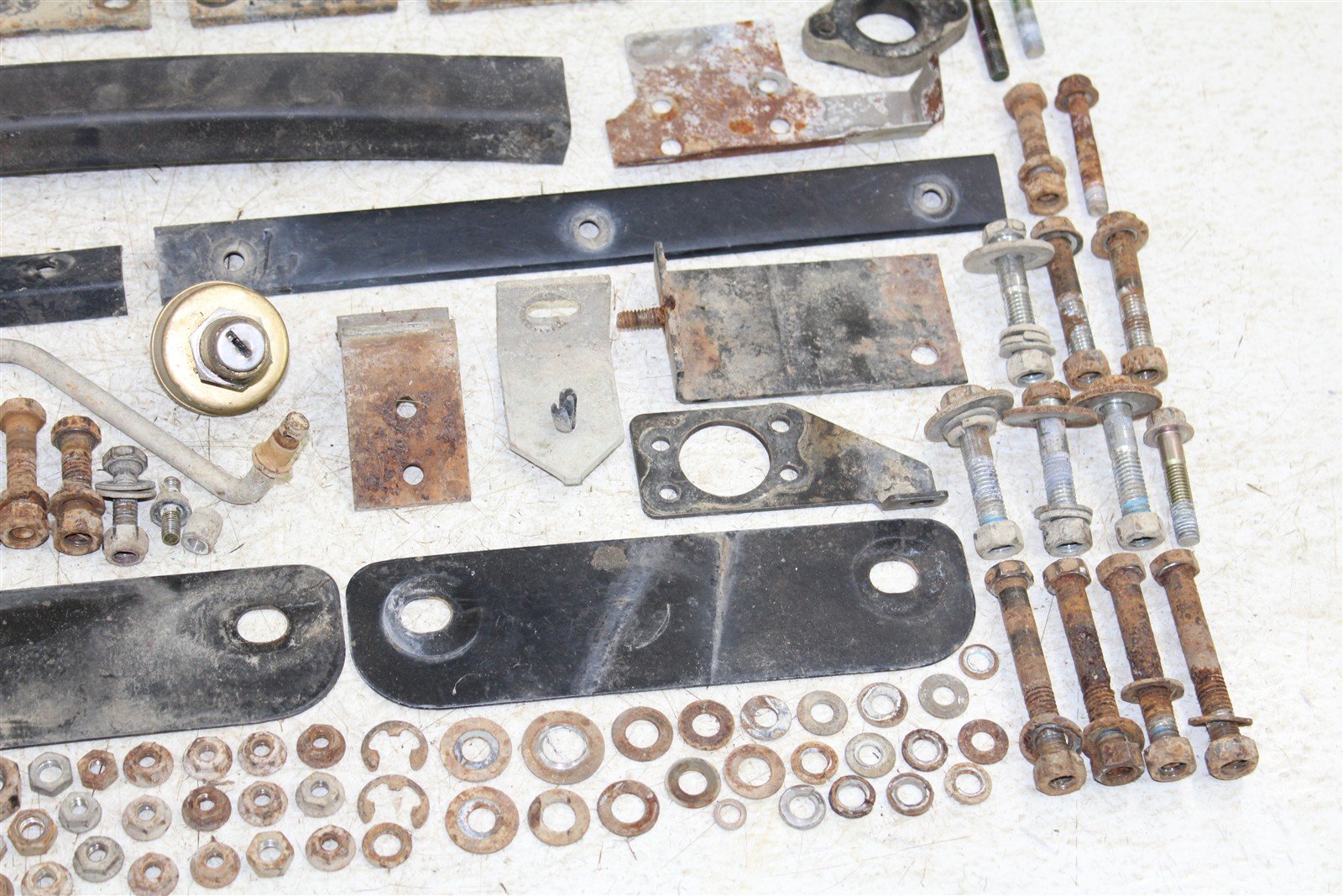 1994 EZGO Marathon GAS Golf Cart Chassis Bolt Hardware Bracket Mount Wire 10251