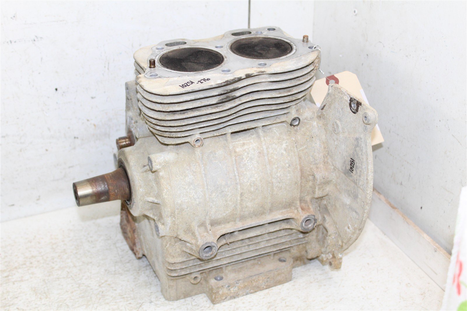 1994 EZGO Marathon GAS Golf Cart 295cc Engine Bottom End Block Crankshaft 10251